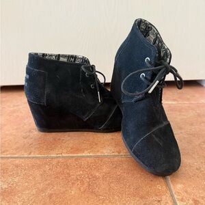 Toms Black Suede Lace-Up Wedge Booties